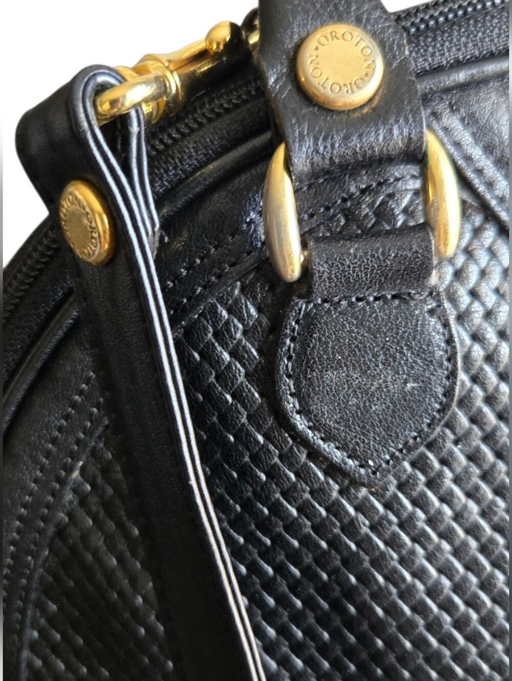 Oroton Vintage Black Cowhide Woven Crossbody Bag - Picture 6 of 14